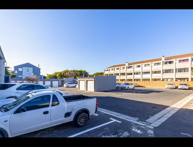 1 BEDROOM APARTMENT FOR SALE IN PARKLANDS